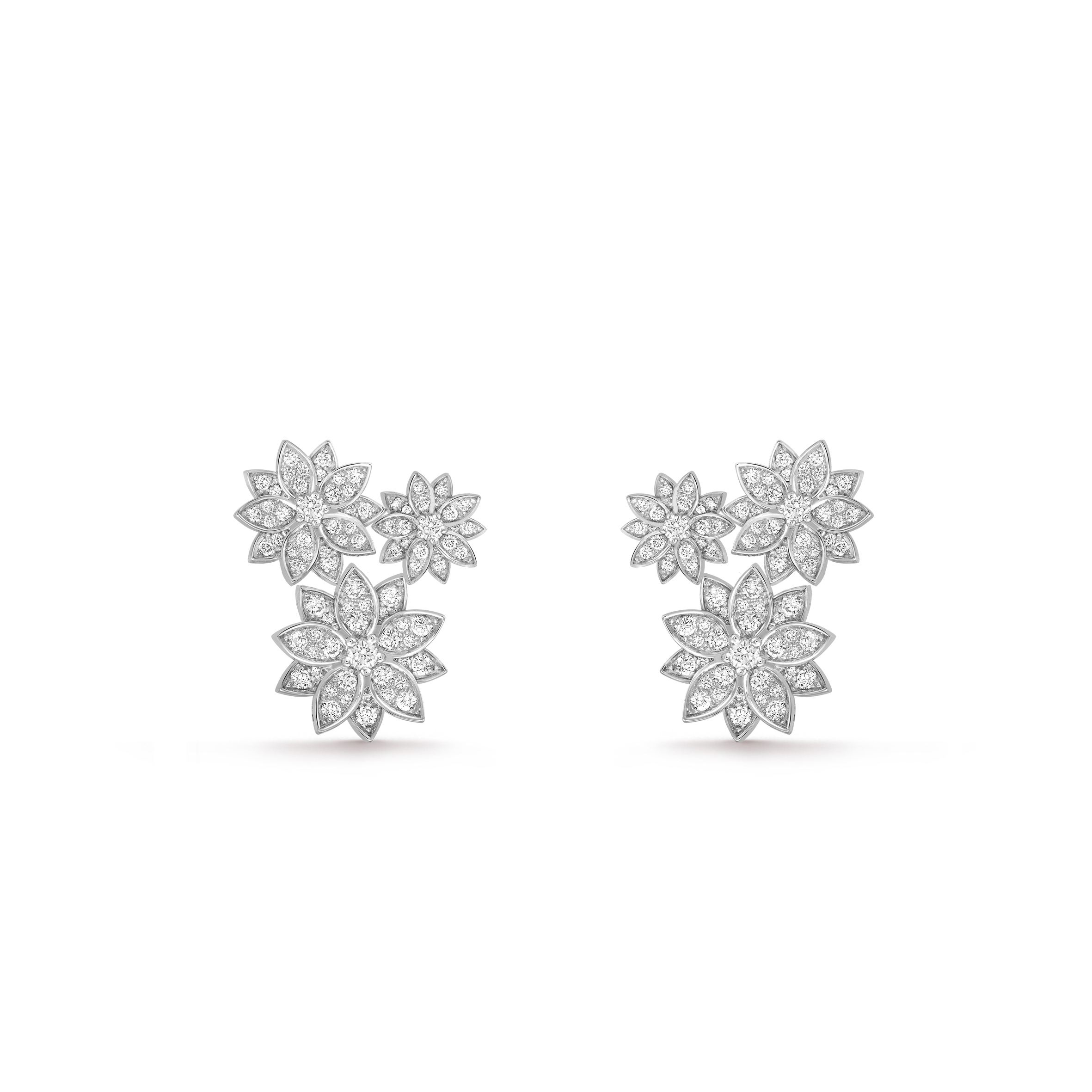 VAN CLEEF ARPELS LOTUS EARRINGS, 3 FLOWERS VCARP7TH00 VAN CLEEF ARPELS LOTUS EARRINGS, 3 FLOWERS VCARP7TH00